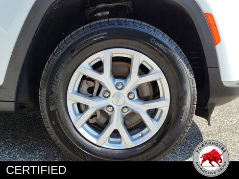 Used 2023 Jeep Grand Cherokee L Limited AWD/4WD image 12