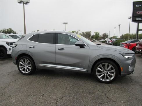 Used 2023 Buick Envision Avenir image 2