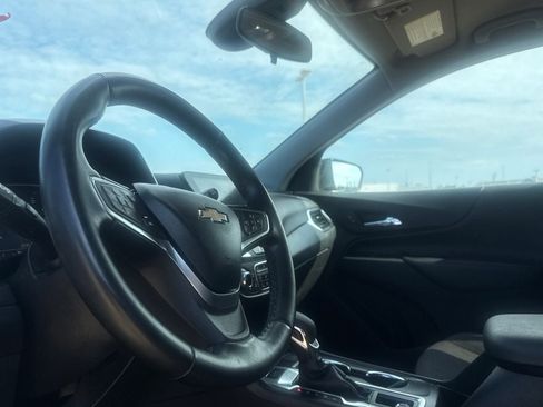 Used 2023 Chevrolet Equinox LT AWD/4WD image 40