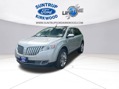 Used 2015 Lincoln MKX AWD w/ Equipment Group 102A image 1