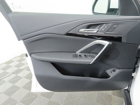 Used 2025 BMW X1 xDrive28i w/ Convenience Package image 25