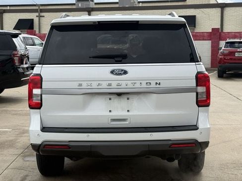 Used 2023 Ford Expedition XL RWD image 5