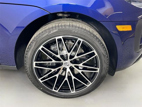 Used 2026 Porsche Macan Turbo AWD/4WD image 14