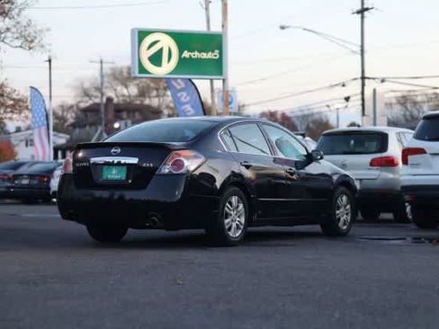 Used 2012 Nissan Altima 2.5 S w/ 20th Anniversary Pkg image 6