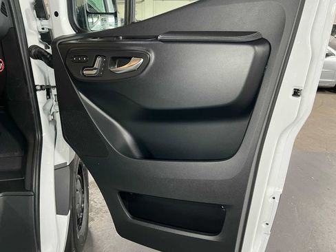Used 2026 Mercedes-Benz Sprinter 2500 image 10