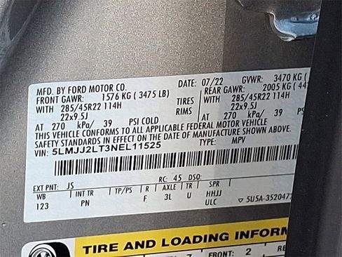 Used 2022 Lincoln Navigator Reserve image 28