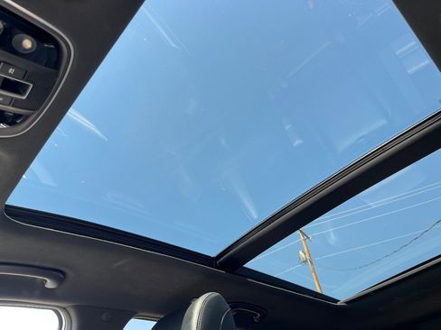 Used 2017 Kia Sorento SX image 25