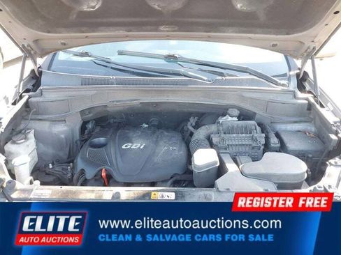 Used 2016 Hyundai Santa Fe Sport image 19