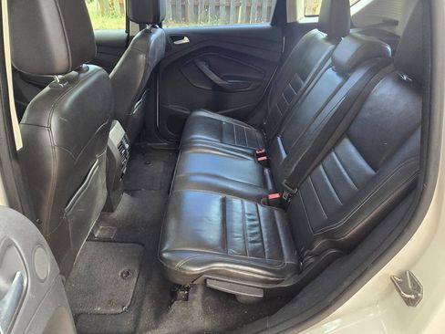 Used 2013 Ford C-MAX SEL FWD image 28