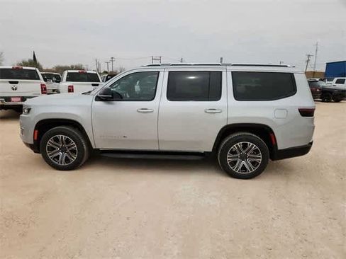 New 2024 Jeep Wagoneer 4WD w/ Premium Group I image 3