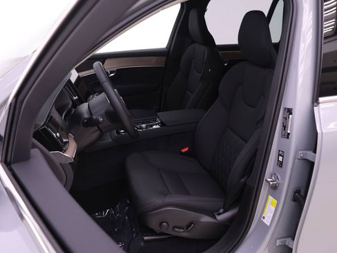 New 2026 Volvo XC90 B6 Plus w/ Protection Package Premier AWD/4WD image 7