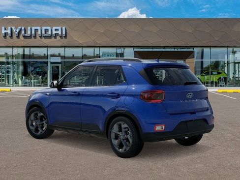 New 2026 Hyundai Venue SEL FWD image 5