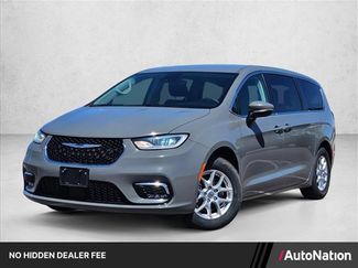 Used 2023 Chrysler Pacifica Touring-L FWD video 1