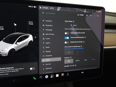 Used 2022 Tesla Model Y Long Range AWD/4WD image 24
