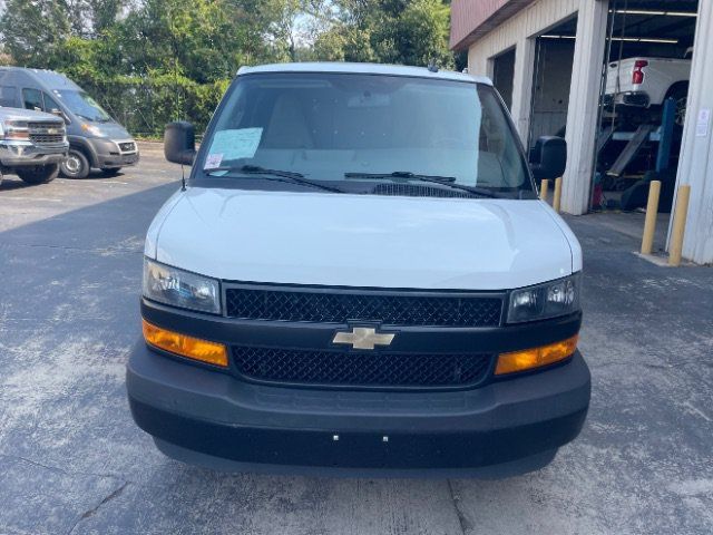 Used 2021 Chevrolet Express 2500 RWD image 1