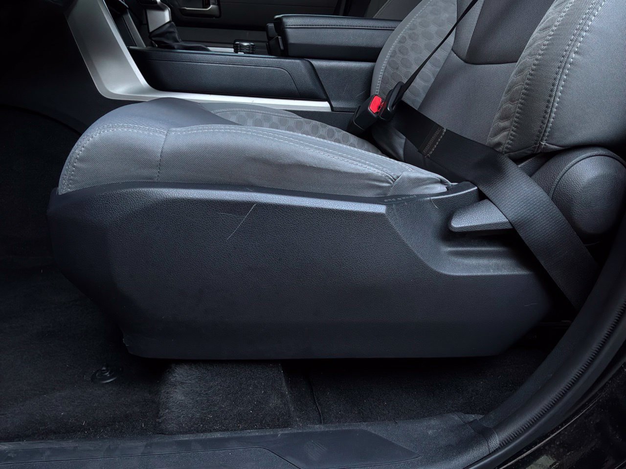 Used 2023 Toyota Tundra SR5 AWD/4WD image 13