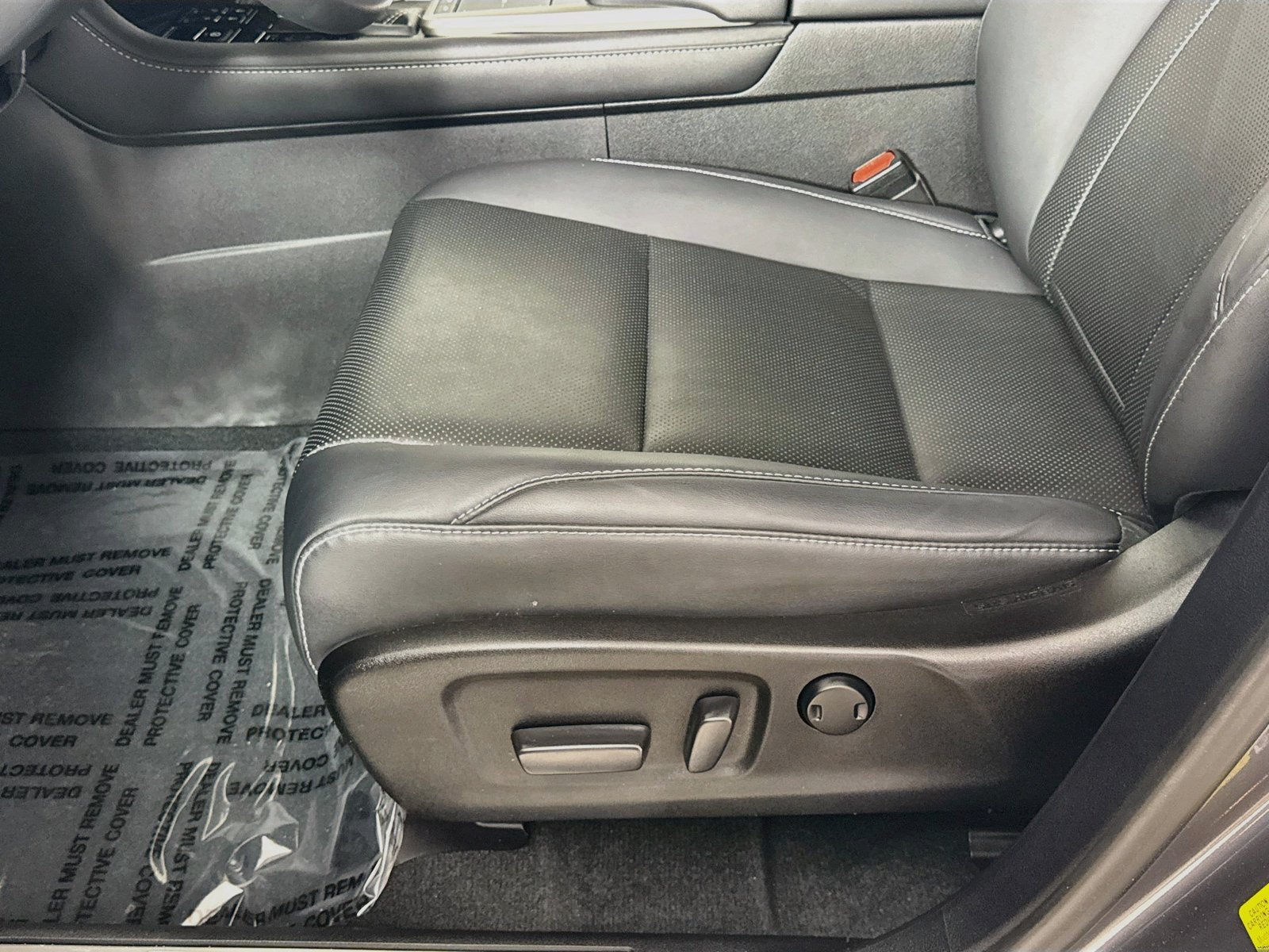 Used 2022 Lexus RX 350 AWD w/ Premium Package image 12