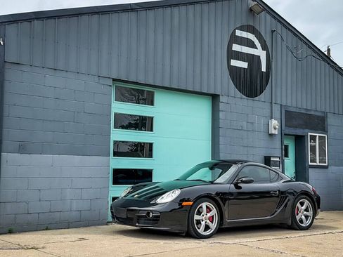 Used 2007 Porsche Cayman S RWD image 2