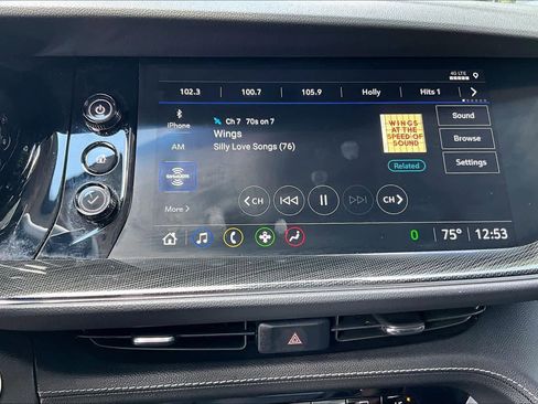 Used 2022 Buick Envision Essence w/ Sport Touring Package FWD image 32