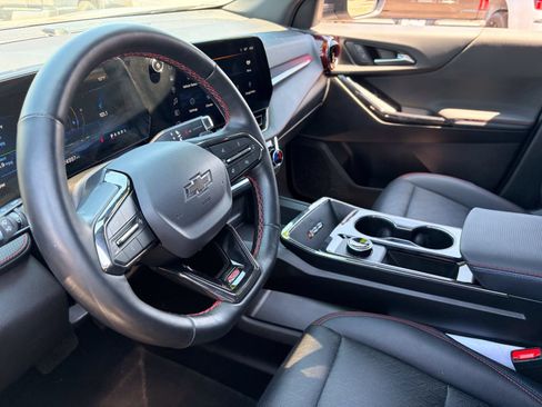 Used 2025 Chevrolet Equinox RS FWD image 15