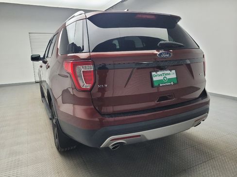 Used 2016 Ford Explorer XLT w/ Equipment Group 202A AWD/4WD image 6