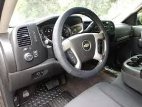 Used 2013 Chevrolet Silverado 1500 LT w/ All-Star Edition AWD/4WD image 12