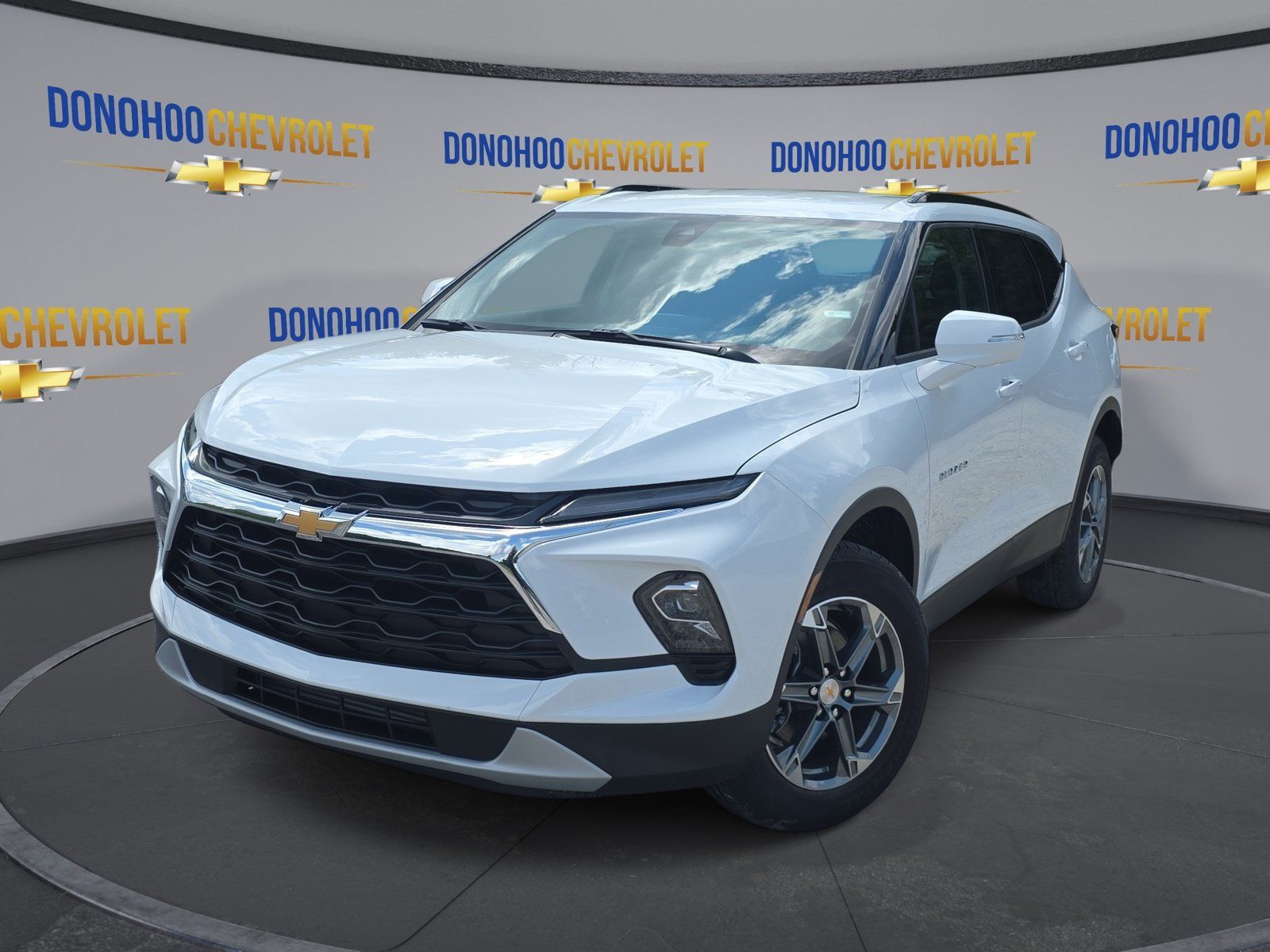 New 2026 Chevrolet Blazer LT FWD image 4
