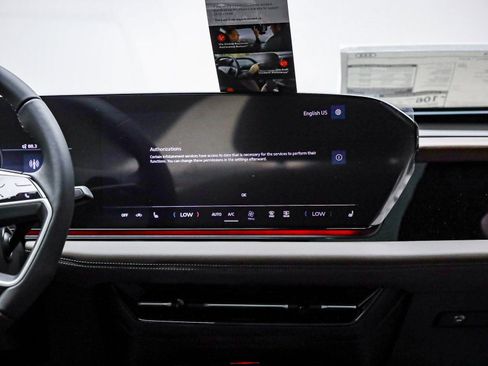 New 2025 Audi A6 e-tron Premium Plus image 17