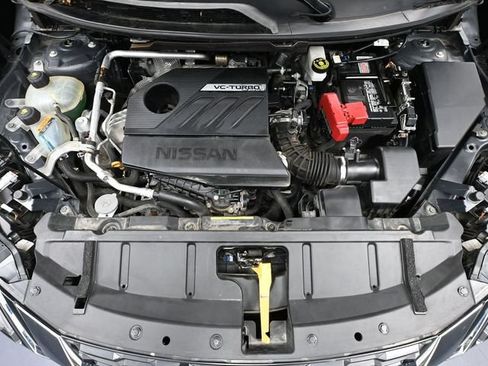 Used 2023 Nissan Rogue S AWD/4WD image 42