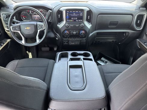 Used 2022 Chevrolet Silverado 1500 LT AWD/4WD image 48