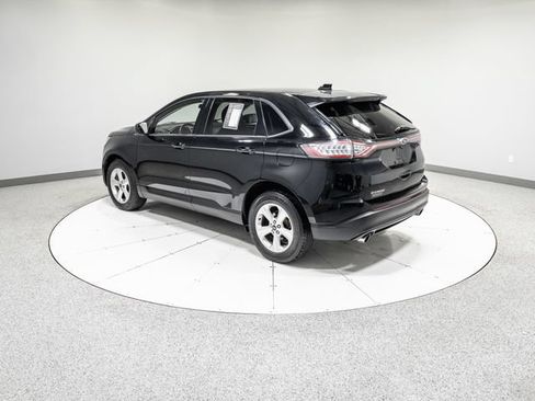 Used 2017 Ford Edge SE AWD/4WD image 29