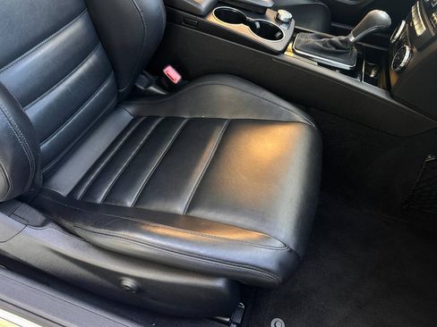 Used 2015 Mercedes-Benz C 63 AMG Coupe image 63