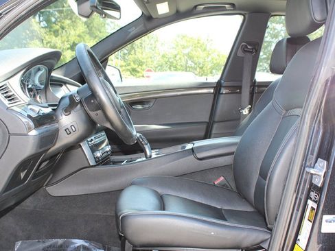 Used 2014 BMW 550i Gran Turismo xDrive image 17