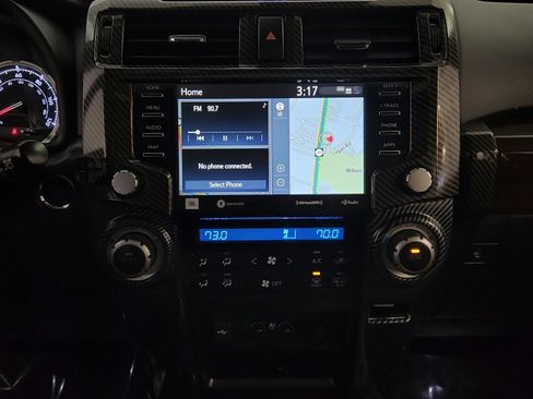 Used 2021 Toyota 4Runner Limited AWD/4WD image 26