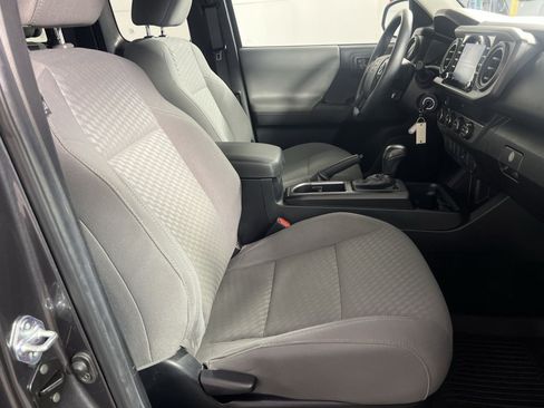 Used 2023 Toyota Tacoma SR w/ SR Convenience Package AWD/4WD image 27