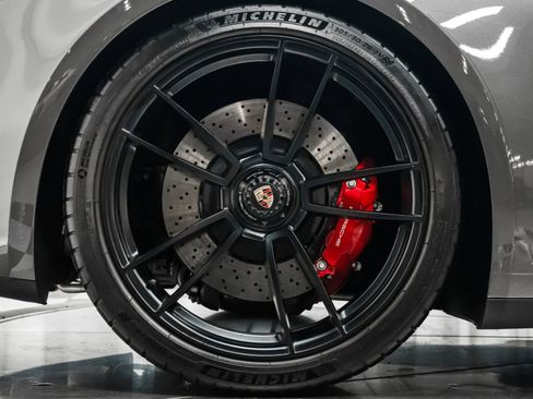 Used 2023 Porsche 911 Cabriolet image 10