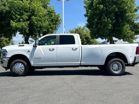 New 2026 RAM 3500 Longhorn AWD/4WD image 7