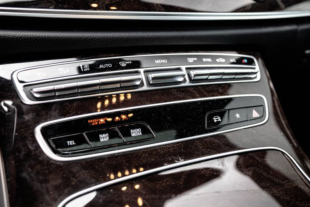 Used 2022 Mercedes-Benz E 53 AMG 4MATIC Coupe image 33