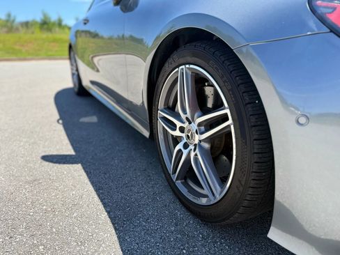 Used 2018 Mercedes-Benz E 400 Coupe image 3