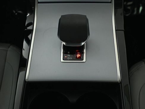 Used 2024 Land Rover Range Rover Velar S image 22