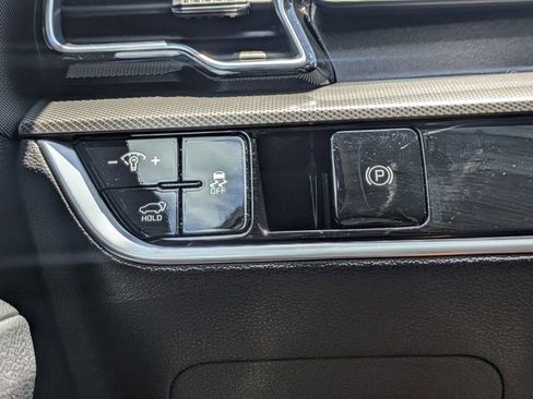 Used 2025 Kia Sportage SX FWD image 25
