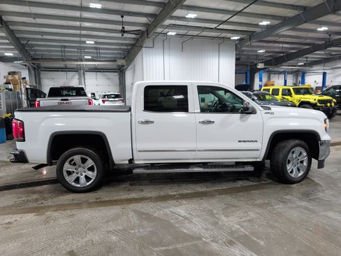 Used 2018 GMC Sierra 1500 SLT image 2