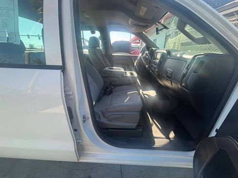 Used 2018 Chevrolet Silverado 1500 W/T w/ Trailering Package RWD image 8