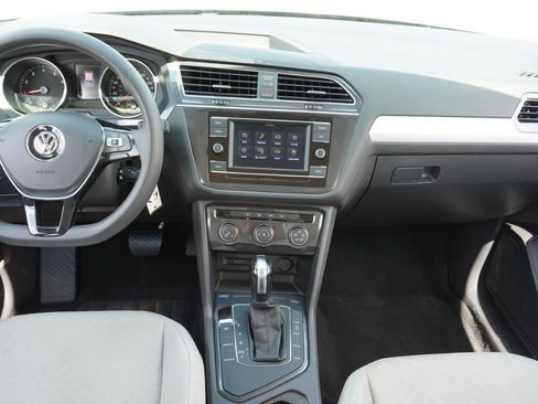 Used 2021 Volkswagen Tiguan S image 24