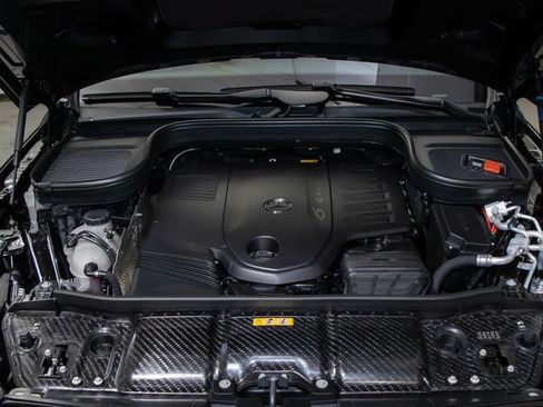 Used 2026 Mercedes-Benz GLS 450 4MATIC image 5