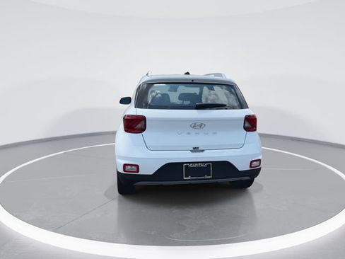 New 2026 Hyundai Venue SEL FWD image 7