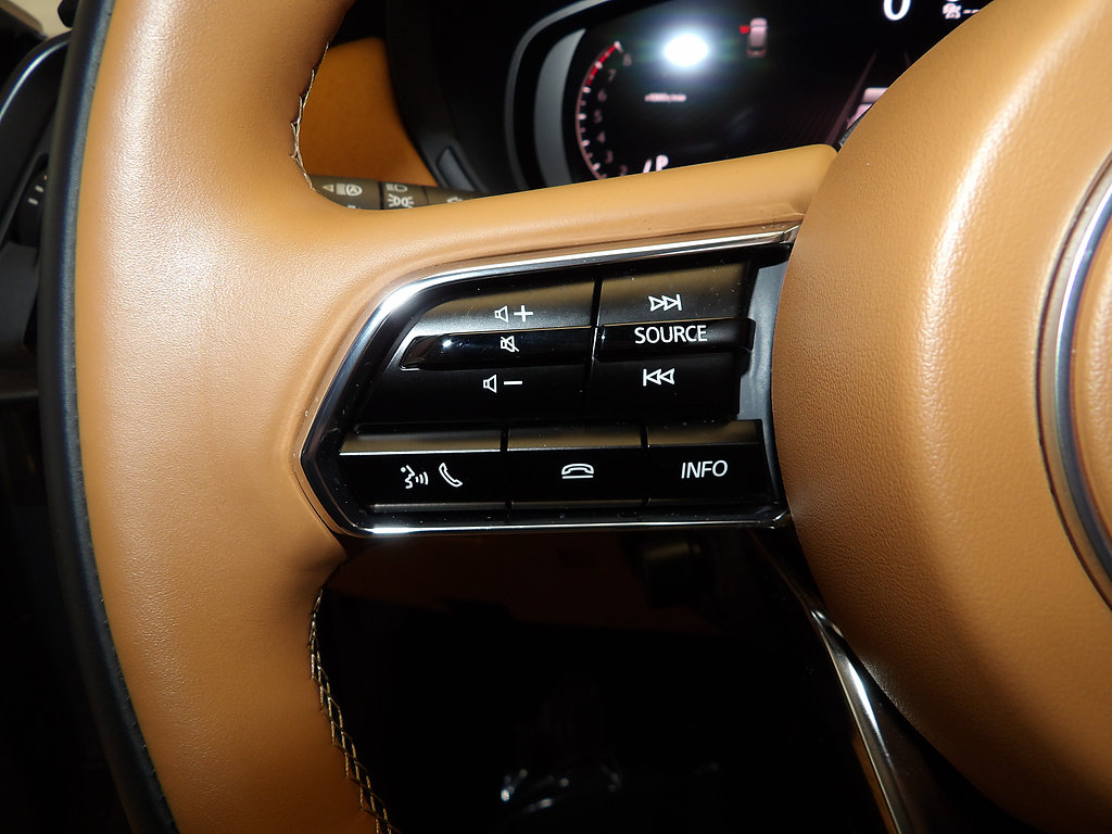 Certified 2026 MAZDA CX-70 3.3 Turbo S w/ Premium Plus AWD/4WD image 28
