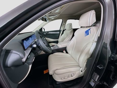 New 2026 Genesis GV80 3.5T Advanced image 16
