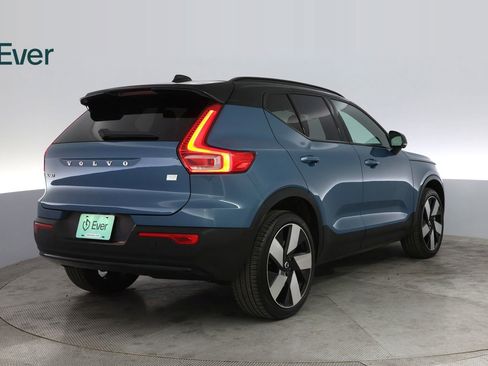 Used 2023 Volvo XC40 Recharge Ultimate w/ Protection Package Premier image 3