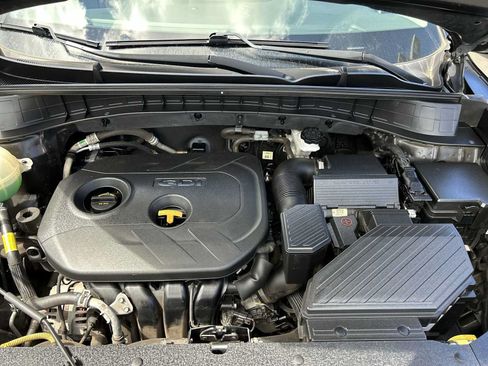 Used 2019 Hyundai Tucson Value FWD image 16